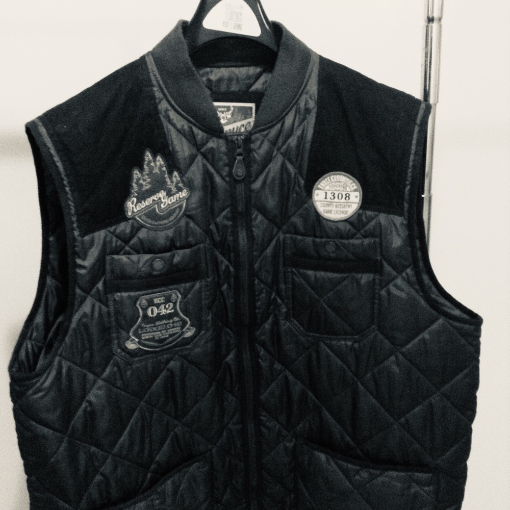 Enyce Vest